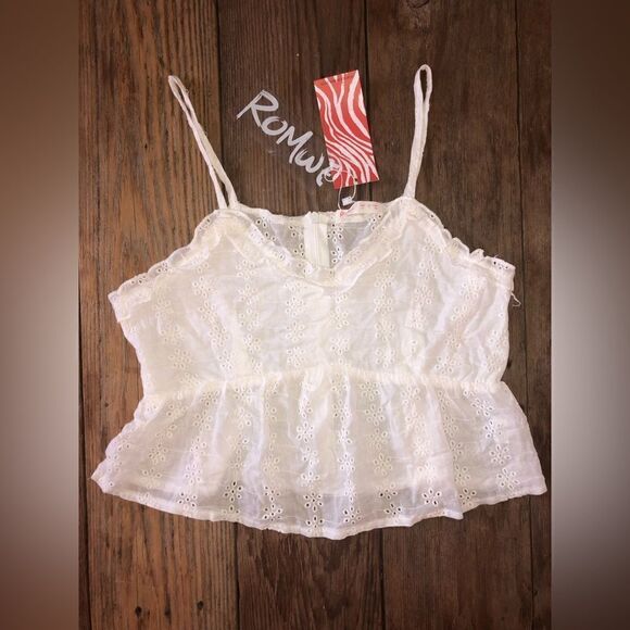 .💕5️⃣for20 Romwe crop top size small NWT - Picture 1 of 4